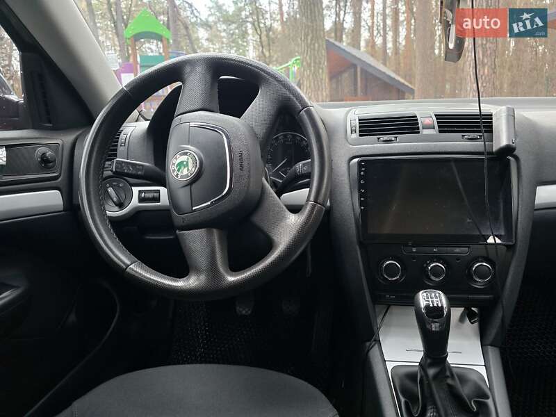 Ліфтбек Skoda Octavia 2011 в Глухові