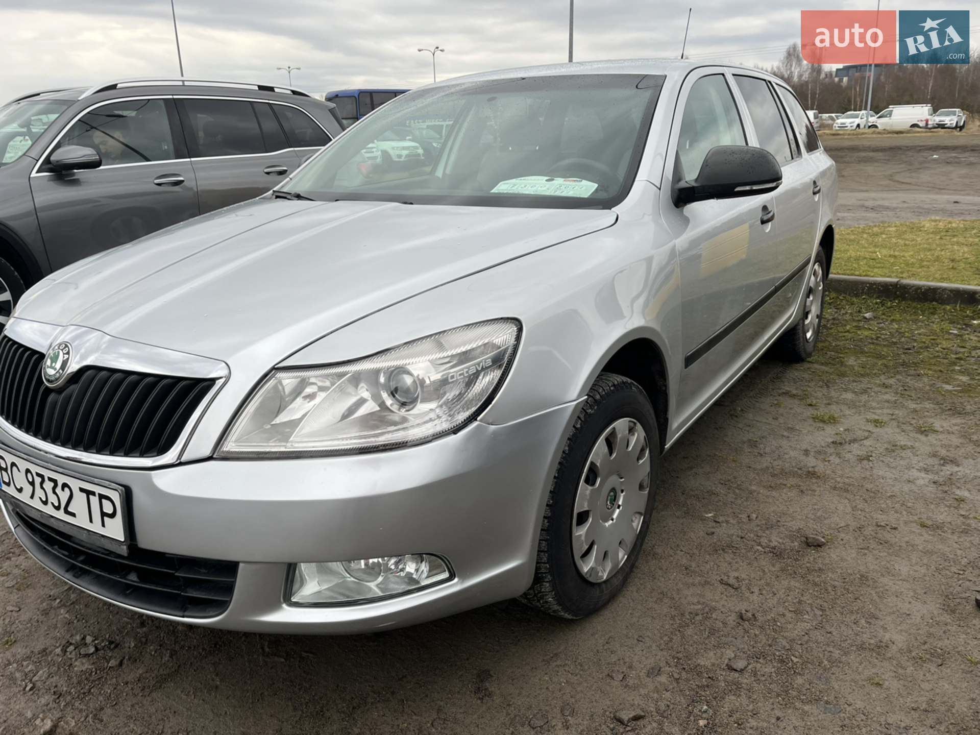 Skoda Octavia 2011 VIN TMBHK61Z2B2138644 фото оголошення 3 з 5