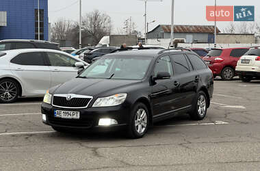 Универсал Skoda Octavia 2010 в Покровском