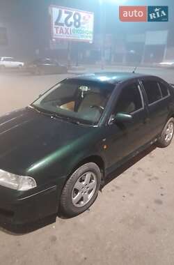 Универсал Skoda Octavia 2002 в Широком