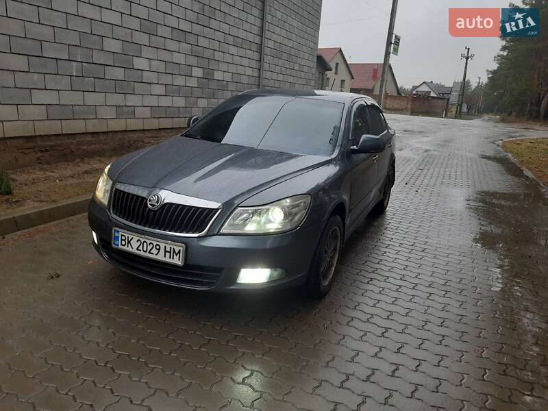 Ліфтбек Skoda Octavia 2010 в Костопілі