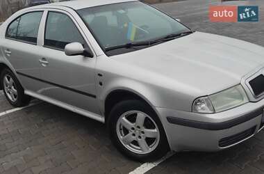 Лифтбек Skoda Octavia 2000 в Николаеве