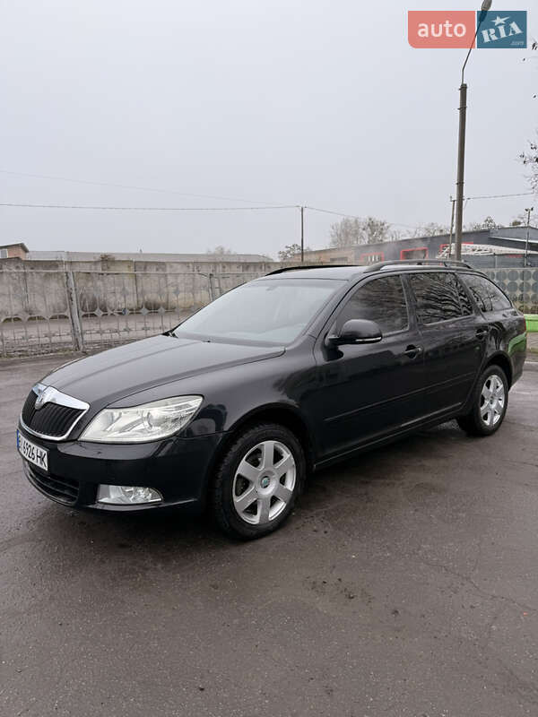 Універсал Skoda Octavia 2009 в Лубнах