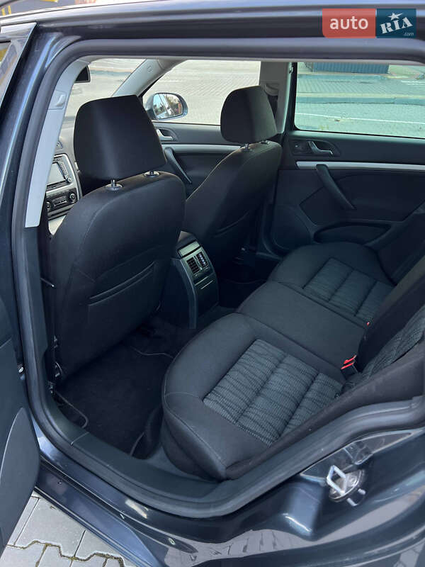 Універсал Skoda Octavia 2011 в Луцьку