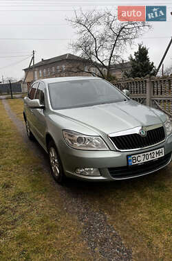 Лифтбек Skoda Octavia 2011 в Добросине