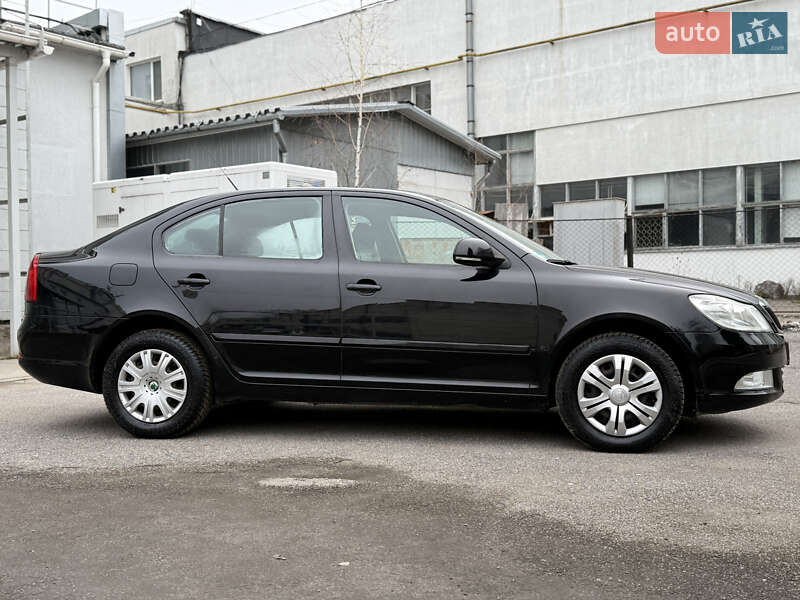 Лифтбек Skoda Octavia 2009 в Виннице