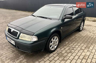 Ліфтбек Skoda Octavia 2000 в Черкасах