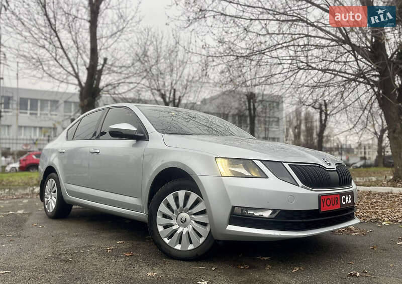 Лифтбек Skoda Octavia 2017 в Киеве