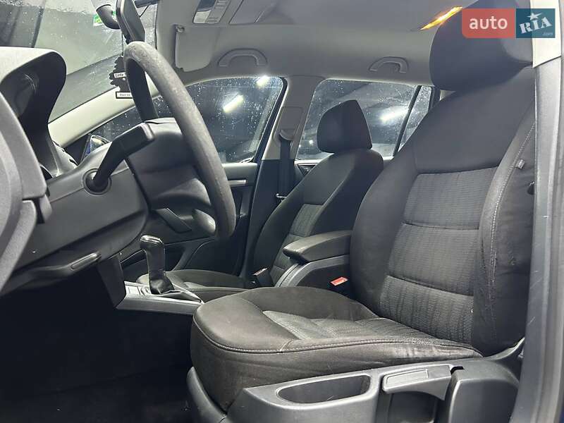 Універсал Skoda Octavia 2012 в Чернівцях