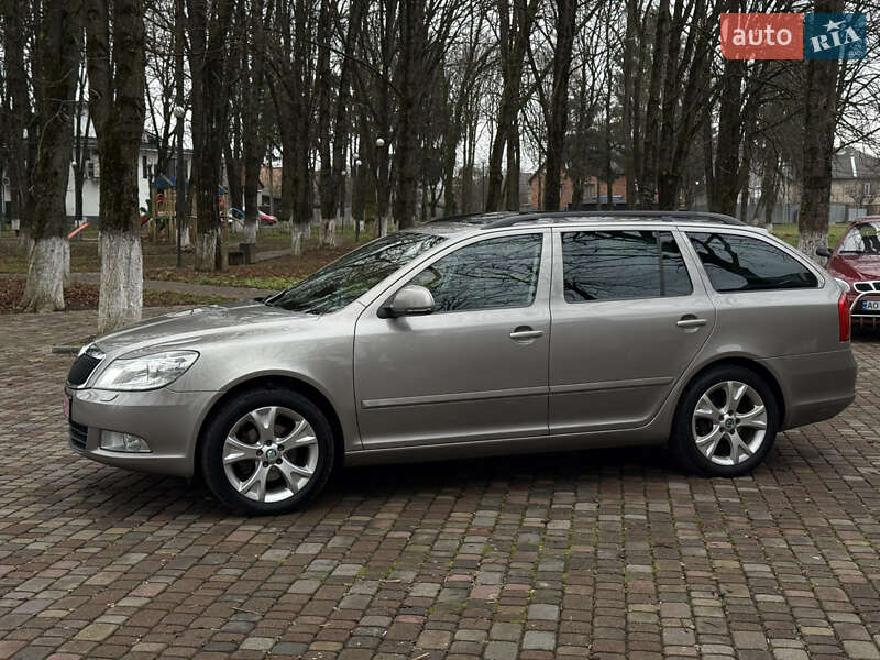Універсал Skoda Octavia 2012 в Тячеві