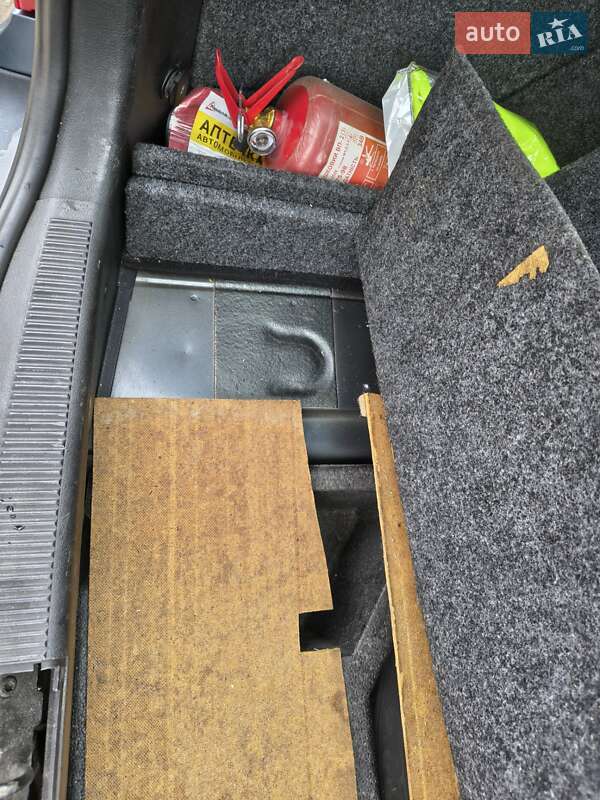 Универсал Skoda Octavia 2003 в Виннице