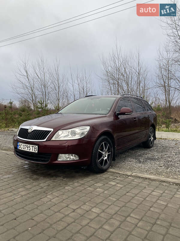 Универсал Skoda Octavia 2010 в Львове