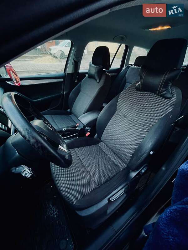 Универсал Skoda Octavia 2015 в Ивано-Франковске фото 8 Универсал Skoda Octavia 2015 в Ивано-Франковске