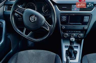 Универсал Skoda Octavia 2015 в Ивано-Франковске