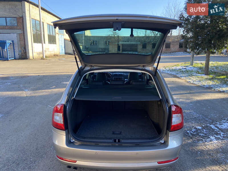 Універсал Skoda Octavia 2010 в Луцьку