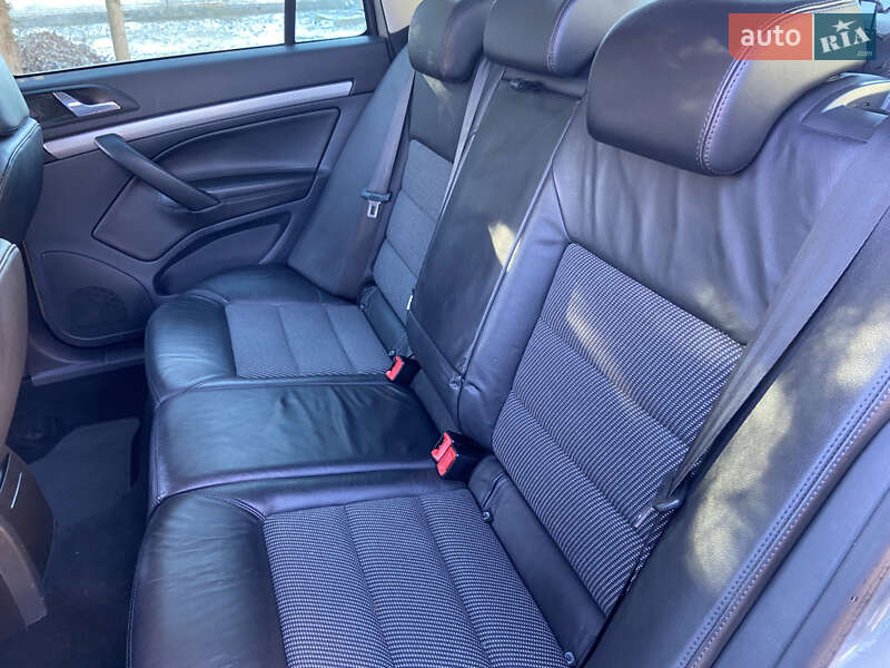 Універсал Skoda Octavia 2010 в Луцьку