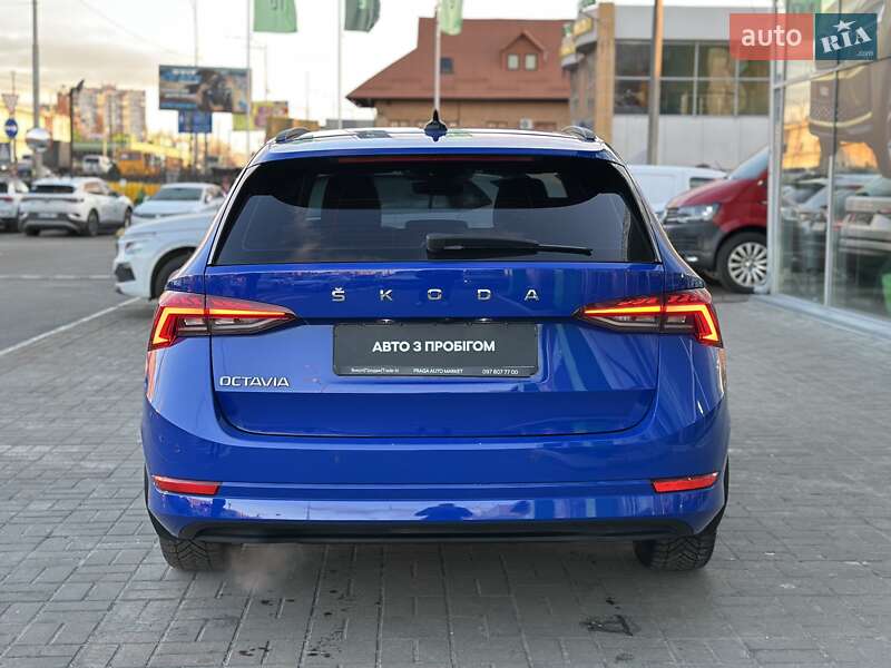 Универсал Skoda Octavia 2021 в Киеве