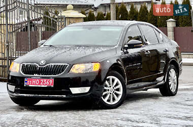 Лифтбек Skoda Octavia 2015 в Самборе