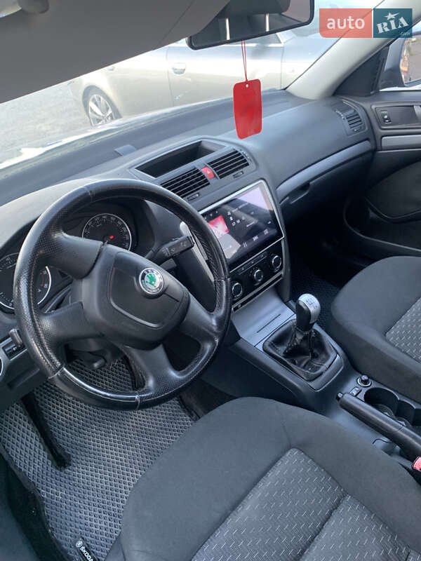 Лифтбек Skoda Octavia 2011 в Хусте