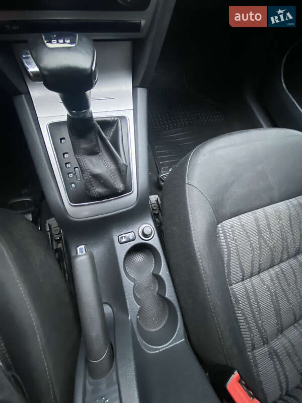 Ліфтбек Skoda Octavia 2010 в Києві