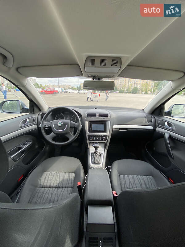 Универсал Skoda Octavia 2009 в Киеве фото 17 Универсал Skoda Octavia 2009 в Киеве