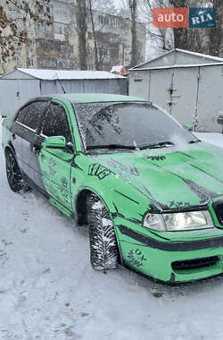 Лифтбек Skoda Octavia 2002 в Днепре