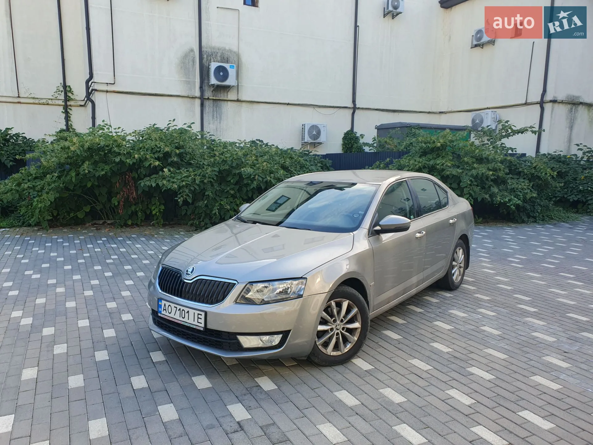 2016 Skoda Octavia - мініатюра 2