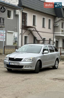 Универсал Skoda Octavia 2012 в Самборе