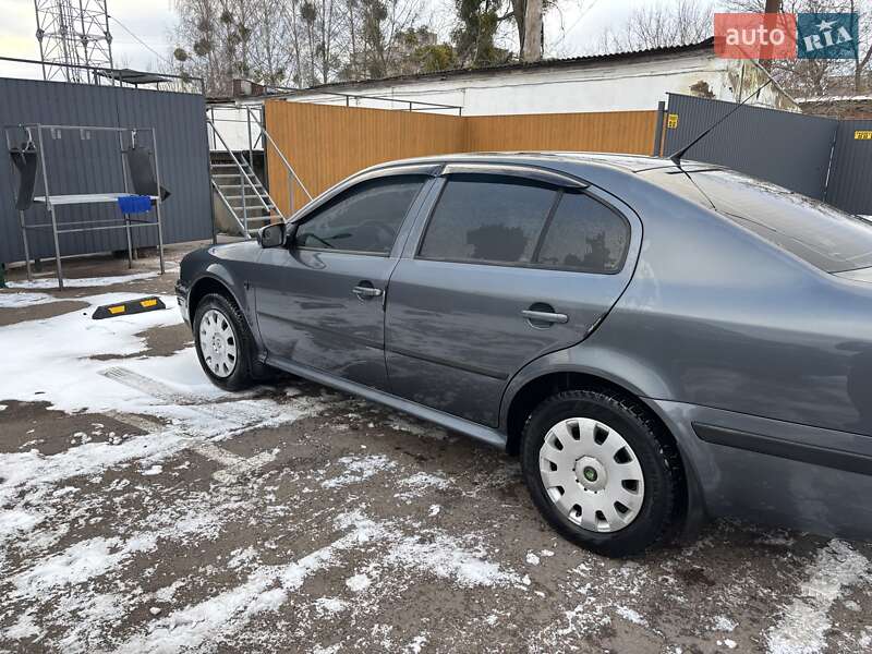 Ліфтбек Skoda Octavia 2006 в Коростені