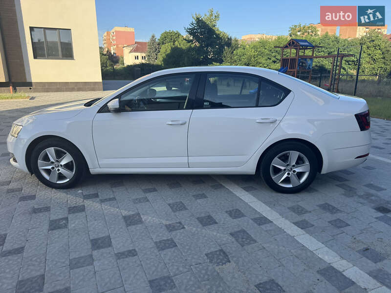 Ліфтбек Skoda Octavia 2017 в Мукачевому