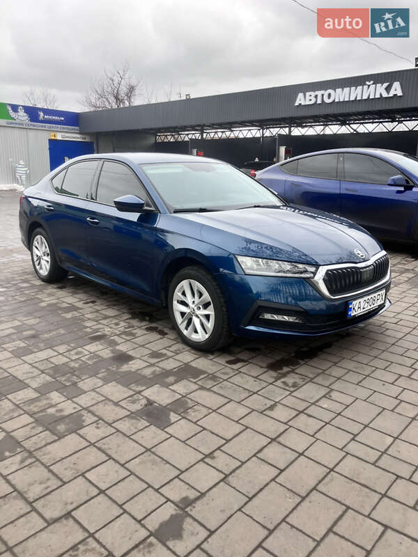 Ліфтбек Skoda Octavia 2021 в Кривому Розі