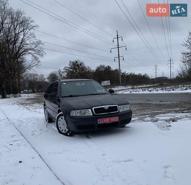 Универсал Skoda Octavia 2009 в Полтаве