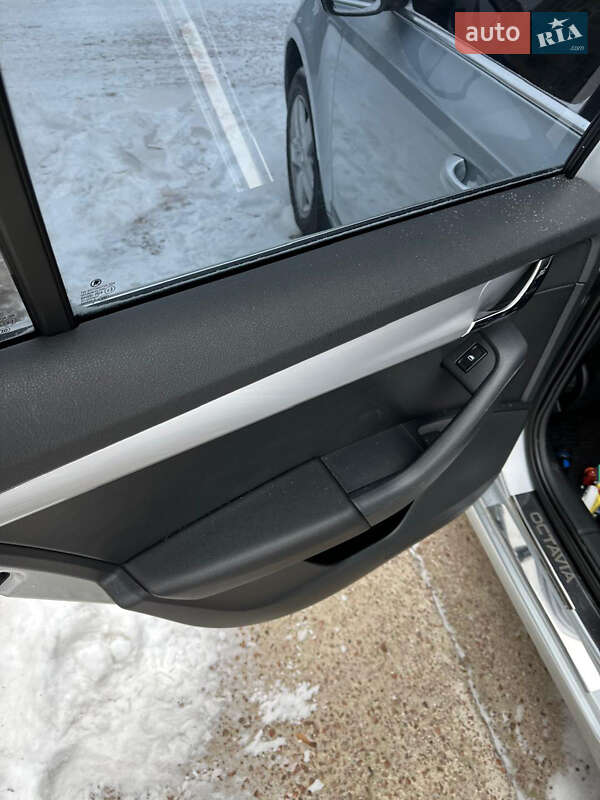 Лифтбек Skoda Octavia 2013 в Чернигове фото 16 Лифтбек Skoda Octavia 2013 в Чернигове