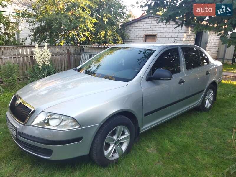 Ліфтбек Skoda Octavia 2012 в Каневі