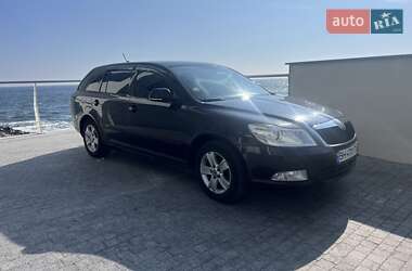 Універсал Skoda Octavia 2010 в Одесі