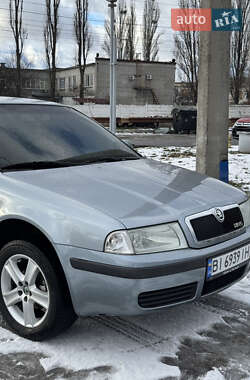 Лифтбек Skoda Octavia 2001 в Киеве