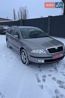 Универсал Skoda Octavia 2008 в Бородянке