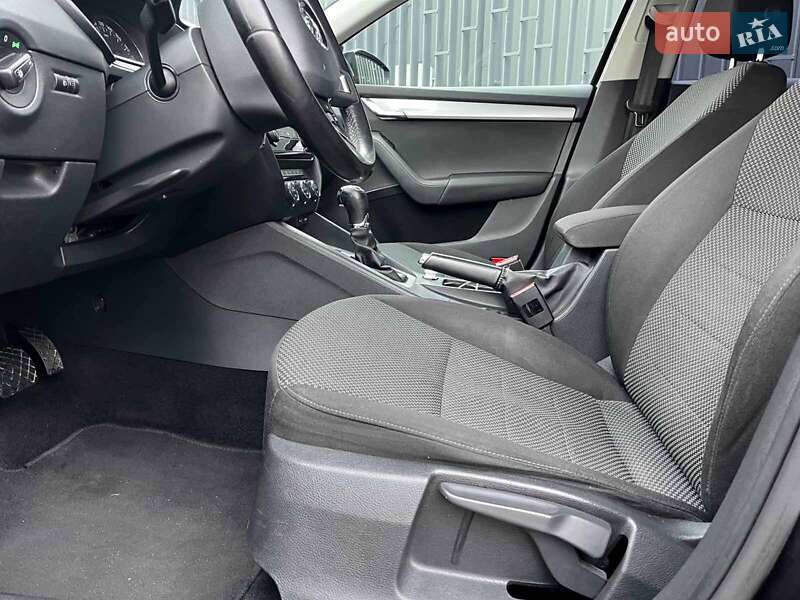 Универсал Skoda Octavia 2016 в Киеве фото 10 Универсал Skoda Octavia 2016 в Киеве