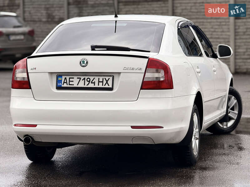 Лифтбек Skoda Octavia 2011 в Днепре
