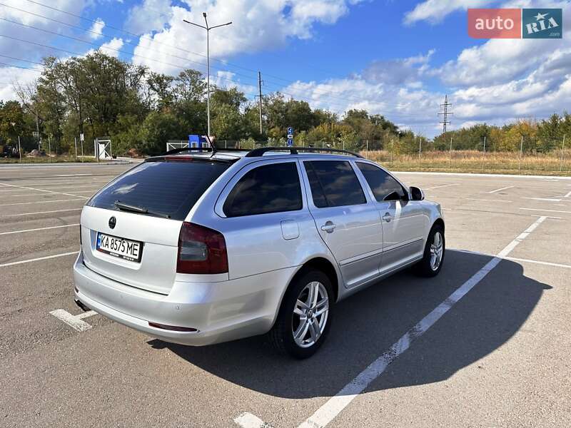 Універсал Skoda Octavia 2011 в Запоріжжі