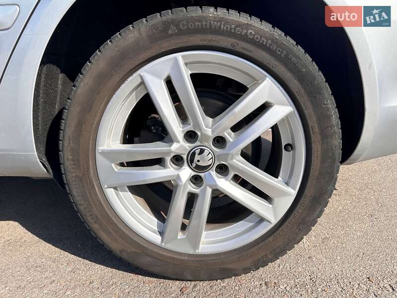 Універсал Skoda Octavia 2011 в Запоріжжі