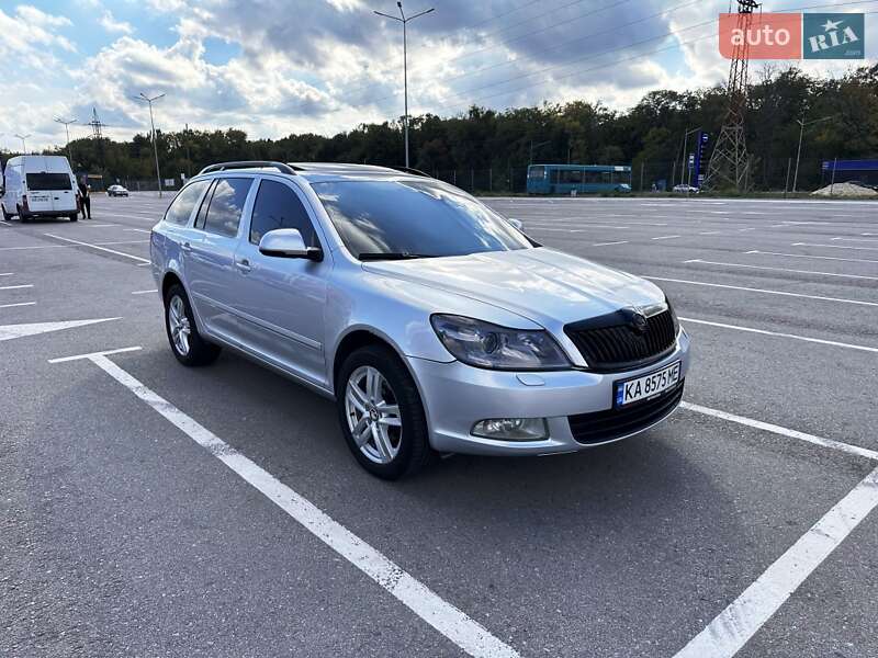 Універсал Skoda Octavia 2011 в Запоріжжі
