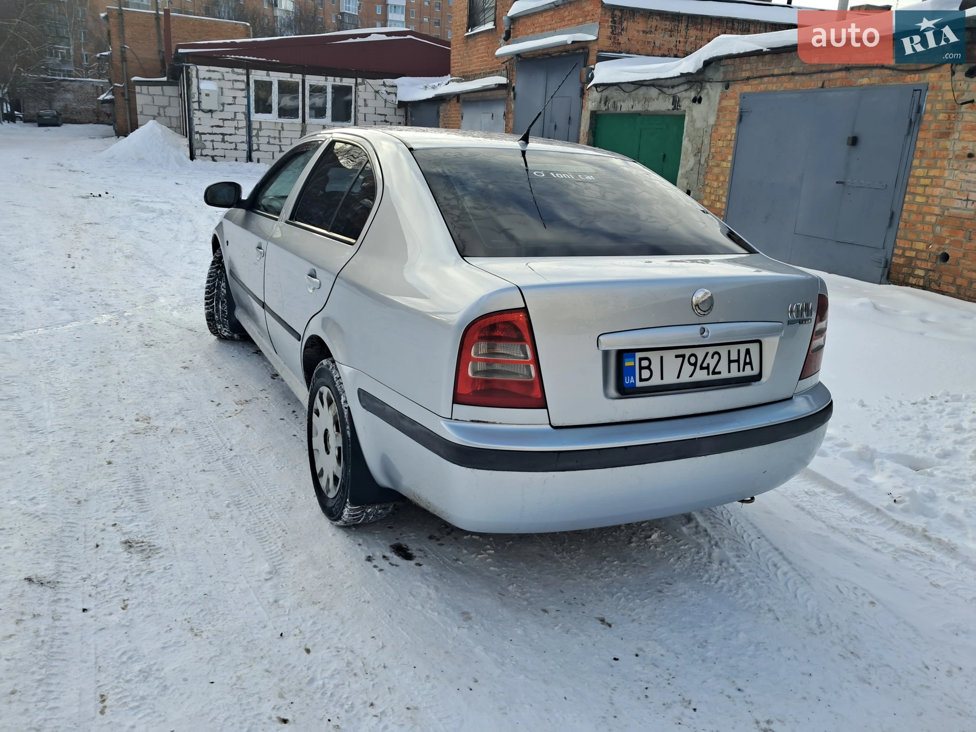 Skoda Octavia 2010 VIN TMBDX41U5A8858119 фото оголошення 3 з 26