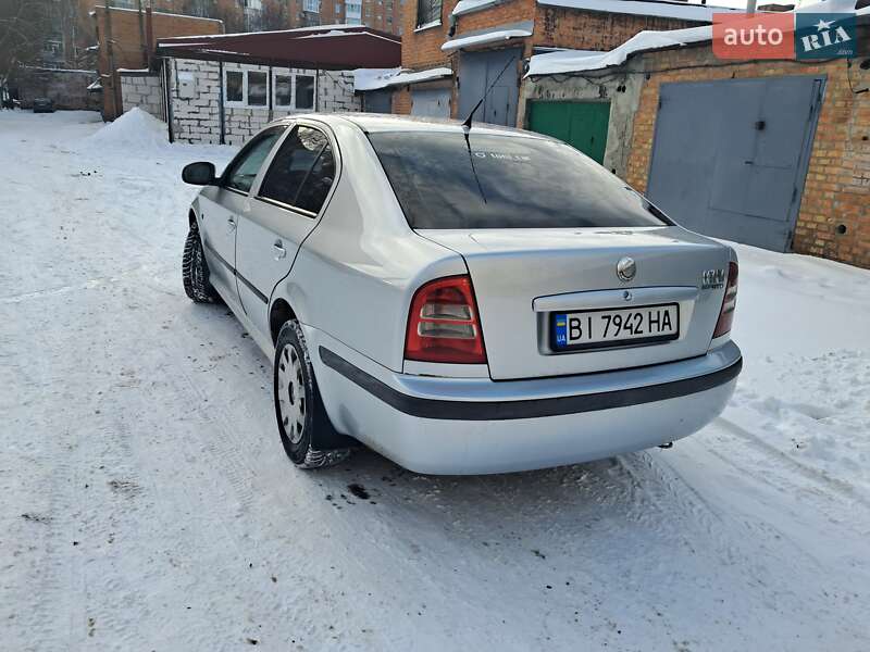 Лифтбек Skoda Octavia 2010 в Полтаве фото 3 Лифтбек Skoda Octavia 2010 в Полтаве
