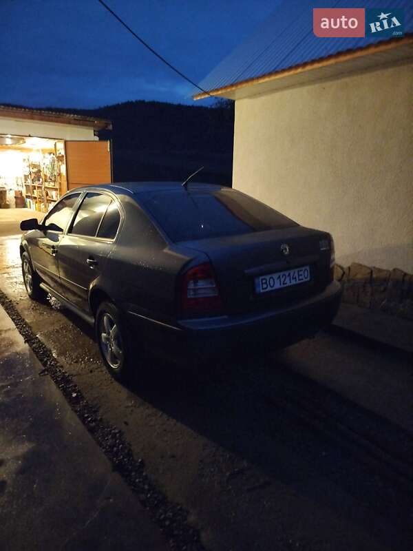 Лифтбек Skoda Octavia 2008 в Ивано-Франковске
