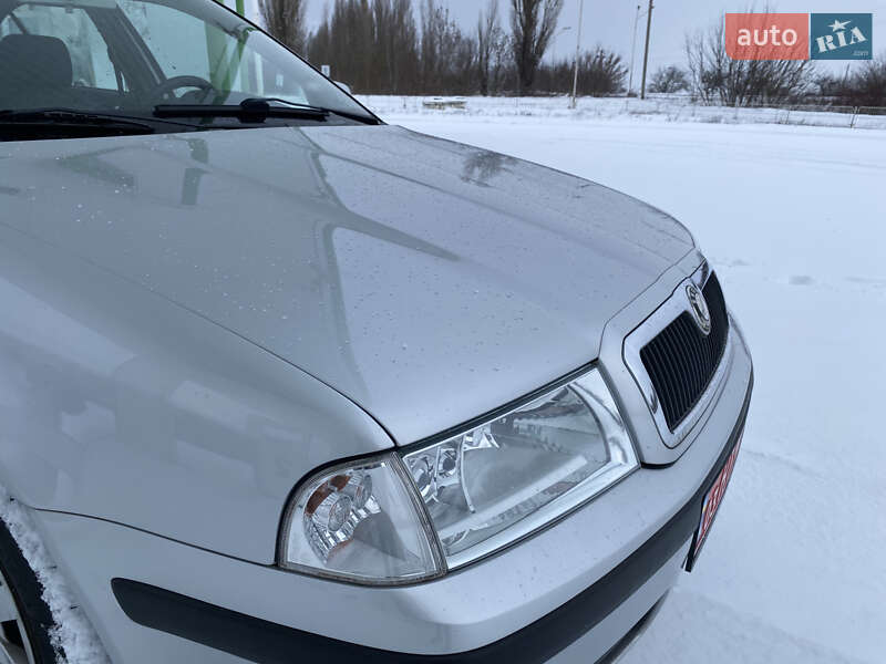 Лифтбек Skoda Octavia 2005 в Ахтырке