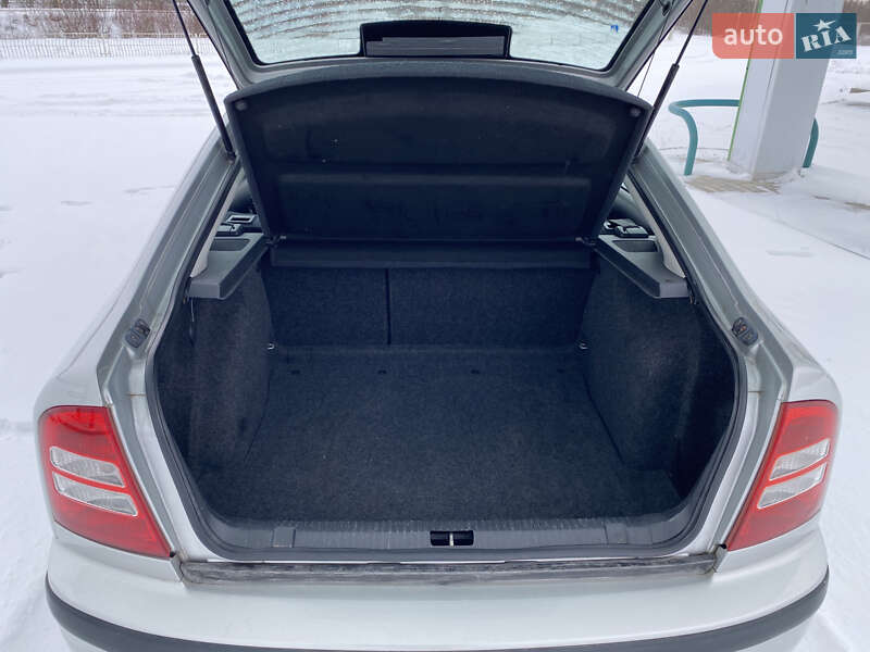 Лифтбек Skoda Octavia 2005 в Ахтырке