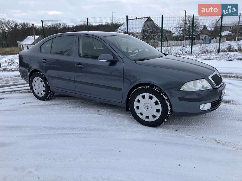 Лифтбек Skoda Octavia 2007 в Сквире