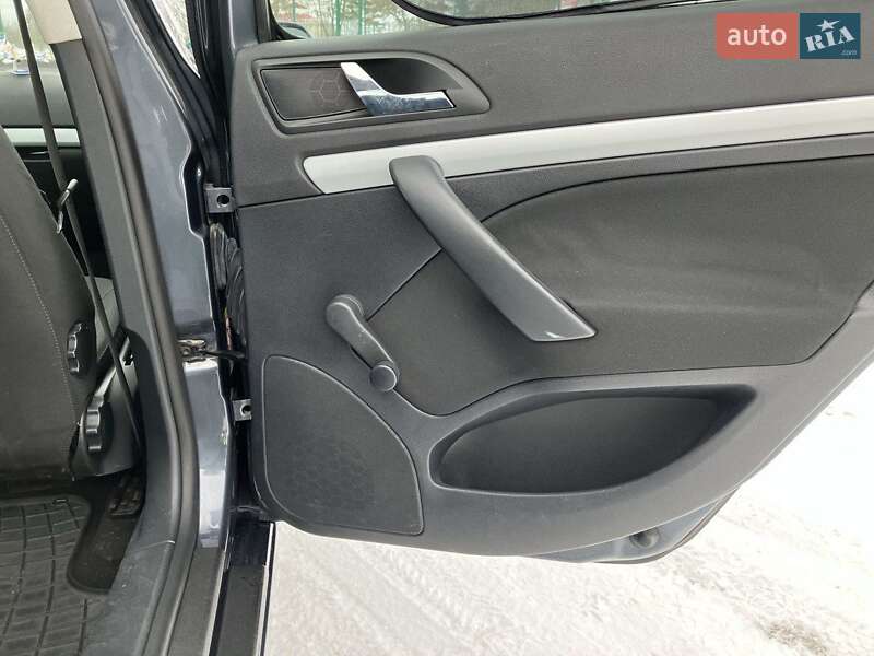 Лифтбек Skoda Octavia 2007 в Сквире