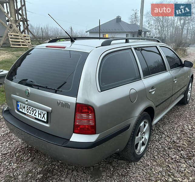 Універсал Skoda Octavia 2007 в Житомирі